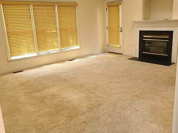 Great Room with Fireplace