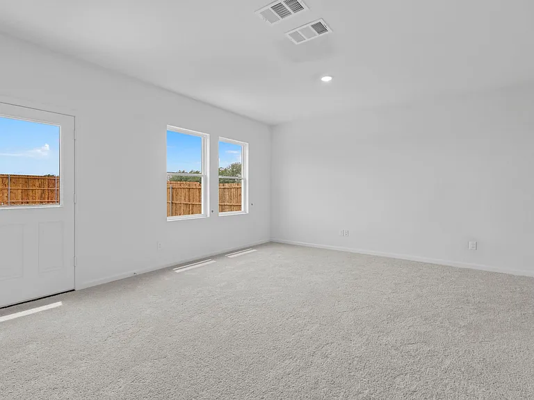 120 Waterhouse Lake Dr — Photo 15