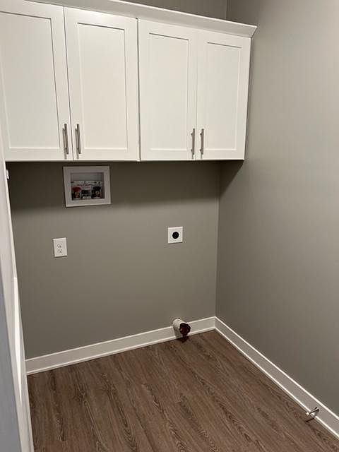 1st image of 5001 W Hillsboro Dr