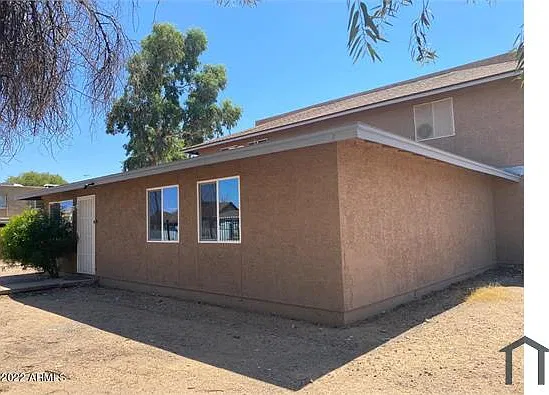 2 bed, 875 sqft, $1,500 — Photo 1