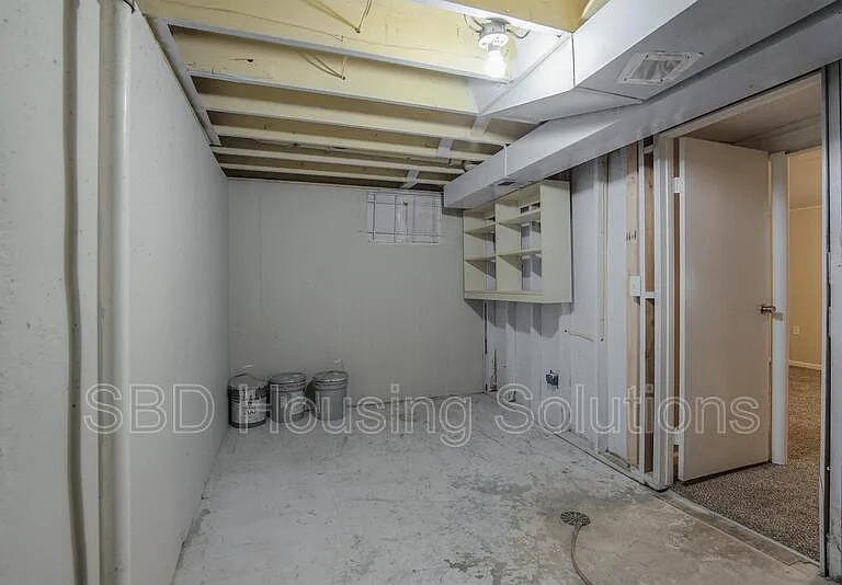 16003 E 35th St S — Photo 33