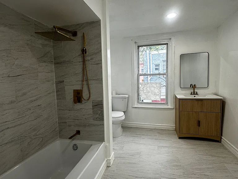 2830 N 4th St — Photo 5