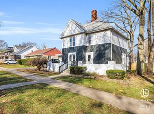 806 W Hill St, Champaign, IL 61820