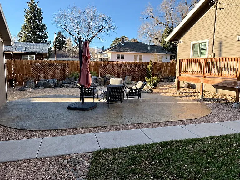 1903 W Pikes Peak Ave — Photo 8