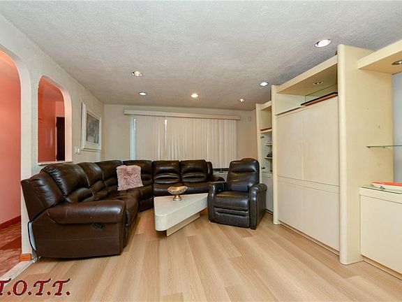 4th image of 7322 Avenue M