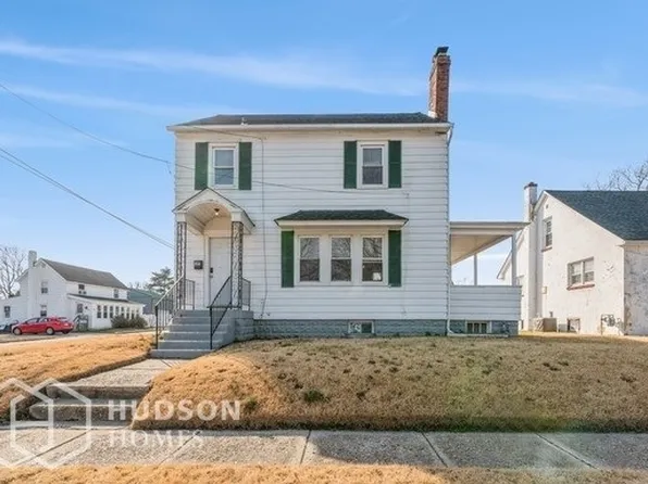 145 Center St, Gibbstown, NJ 08027