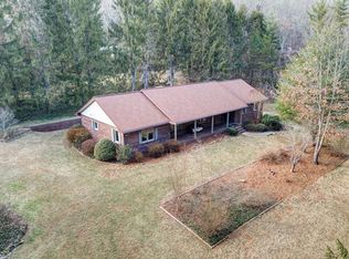 35 Sunnycrest Dr, Asheville, NC 28805