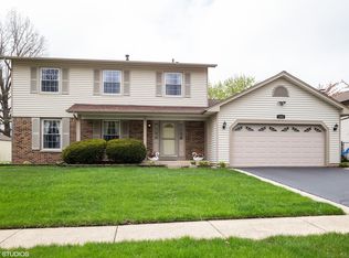 1091 Florida Ln, Elk Grove Village, IL 60007