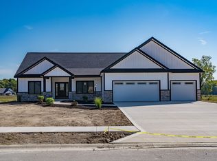 17330 Letterbrick Run, Leo, IN 46765