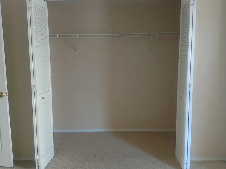 1882 Mallard Dr — Photo 10