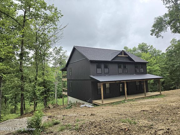 3rd image of 1045 Hunting Grounds Rd
