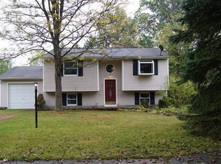 1041 Kevin Dr, Kent, OH 44240