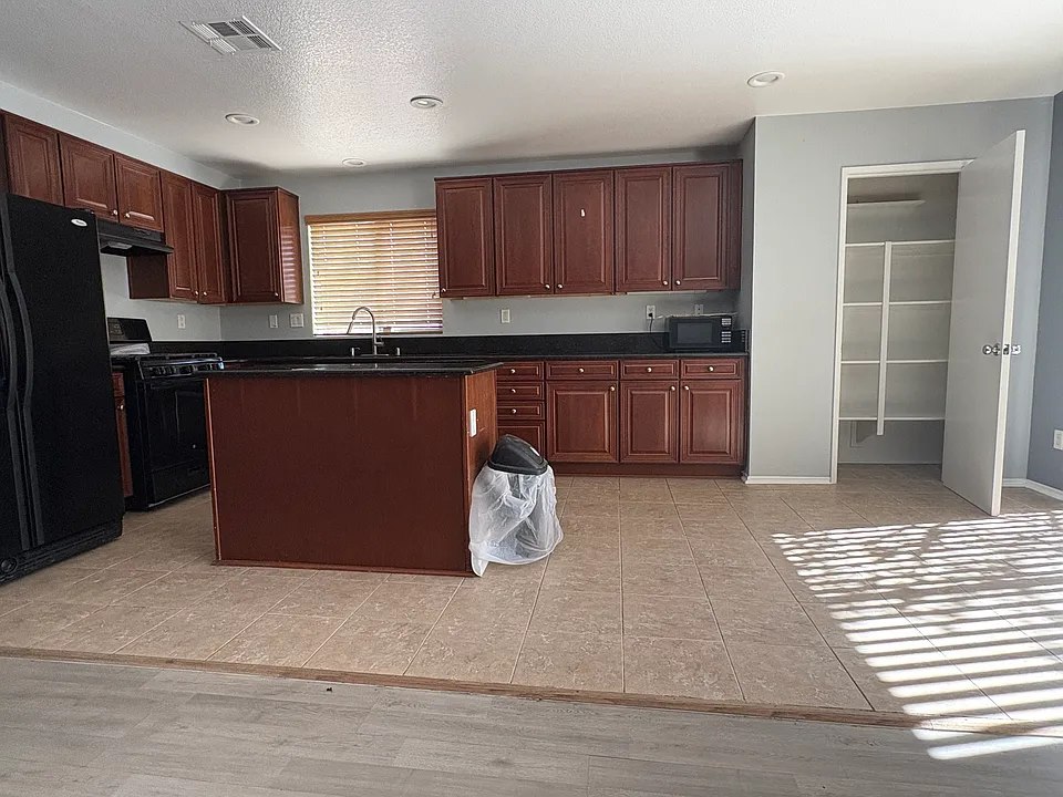 38147 Ranger Dr