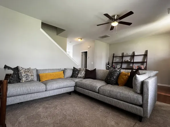 2303 Farrington Pl, Antioch, TN 37013