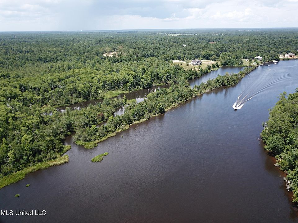 1st image of Moragas Ln