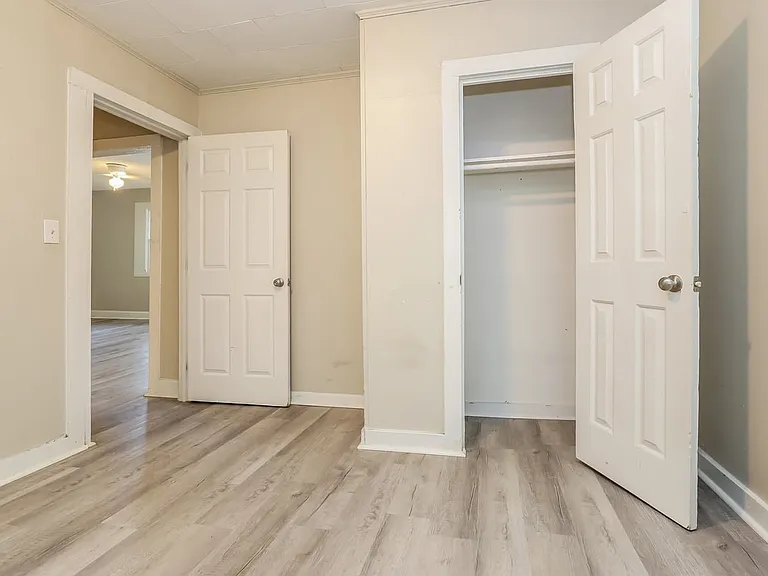 505 Henry Pl — Photo 11