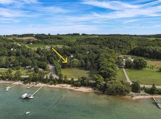 1996 Island View Rd, Traverse City, MI 49686