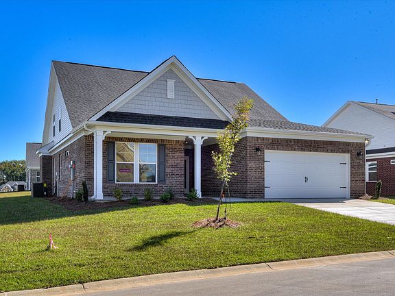 3rd image of 571 Edenwood Dr