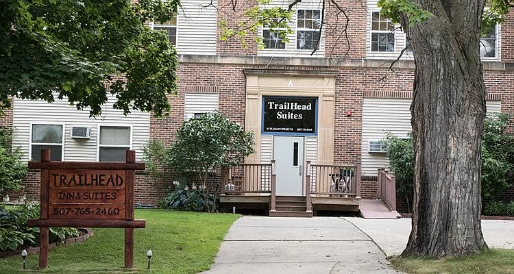2nd image of 112 Pleasant St NE APT 207