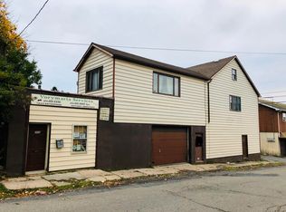 598 N Vine St REAR N, Hazleton, PA 18201