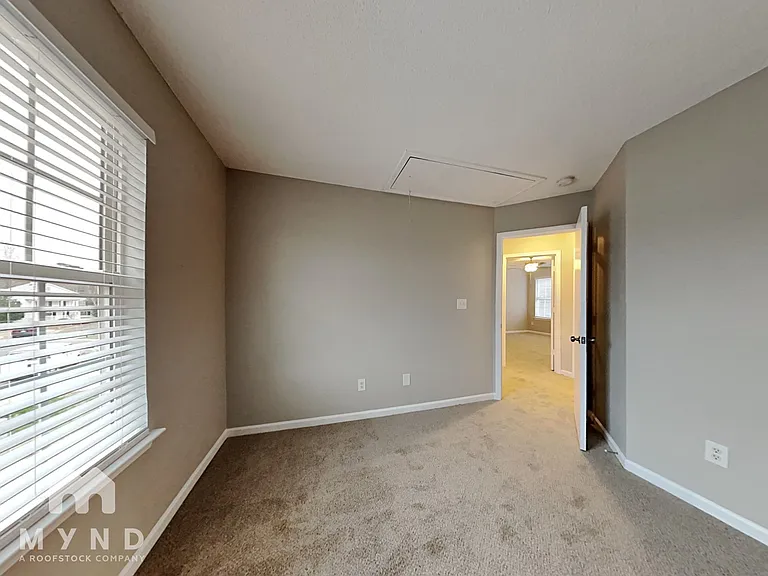11527 Stewarts Crossing Dr — Photo 18