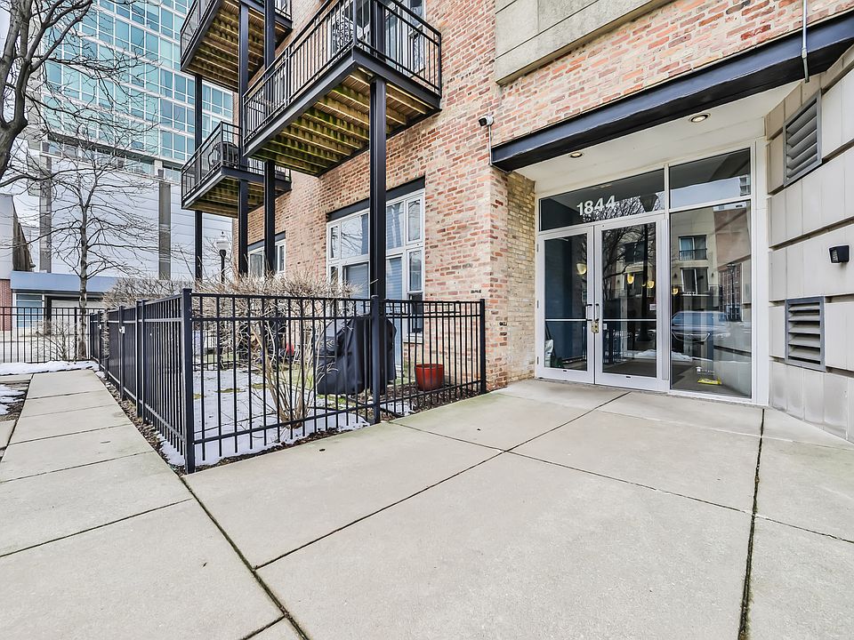 1st image of 1844 S Michigan Ave Unit 302