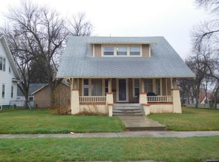 721 2nd Ave E, Williston, ND 58801