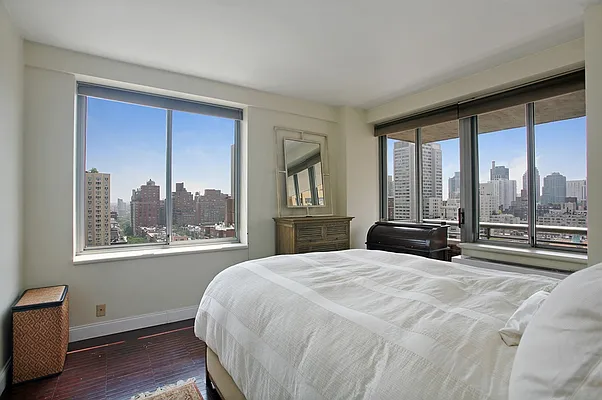 Sold by Corcoran | media 4