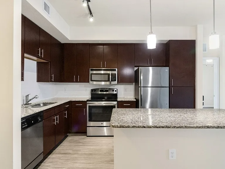 Kitchen at Cottonwood Lighthouse Point Apartments