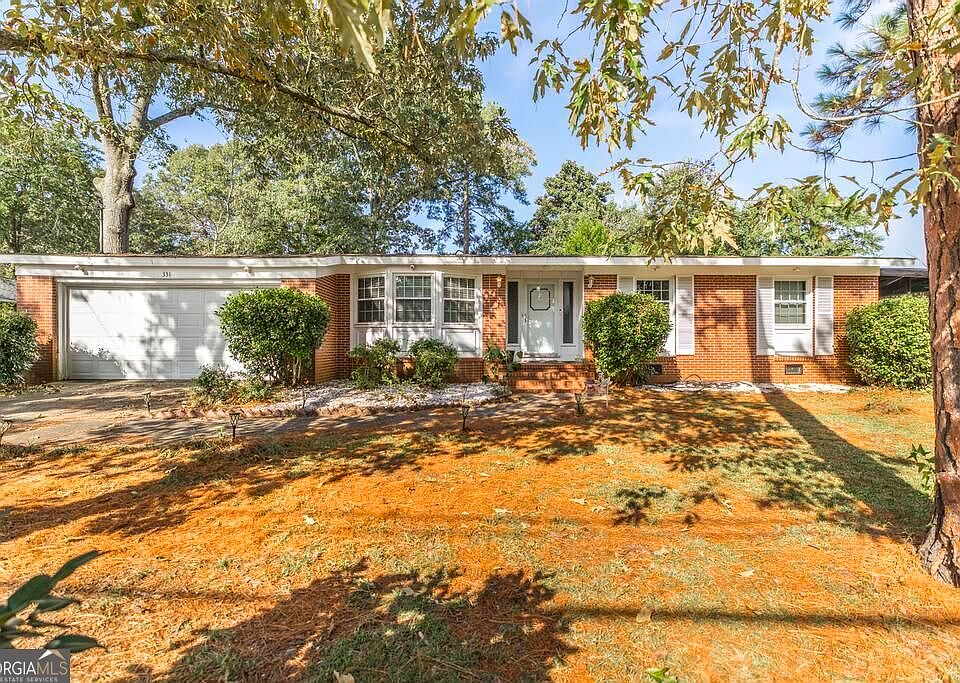 1st image of 331 Clairmont Dr