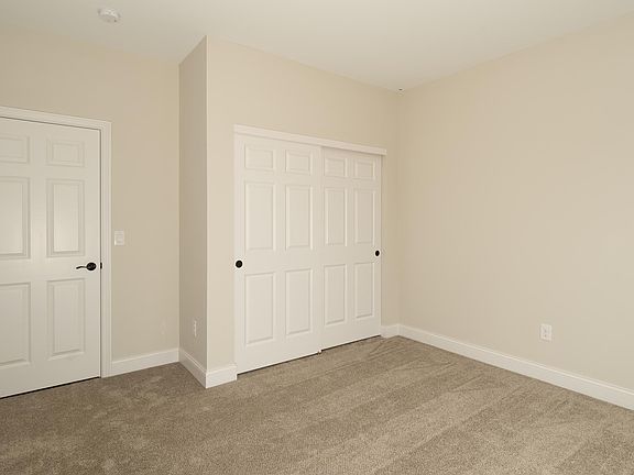 The Clearwater Bedroom 2