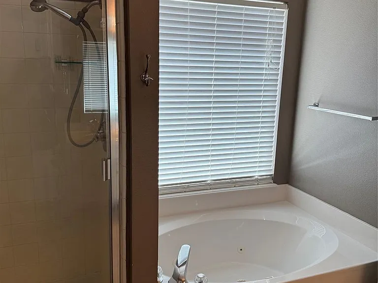 6914 Sunflower Grove Dr — Photo 40