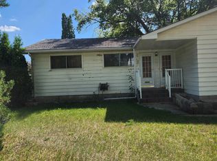 16203 88th Ave NW, Edmonton, AB T5R4M5