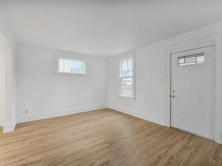 1821 Spring St — Photo 26
