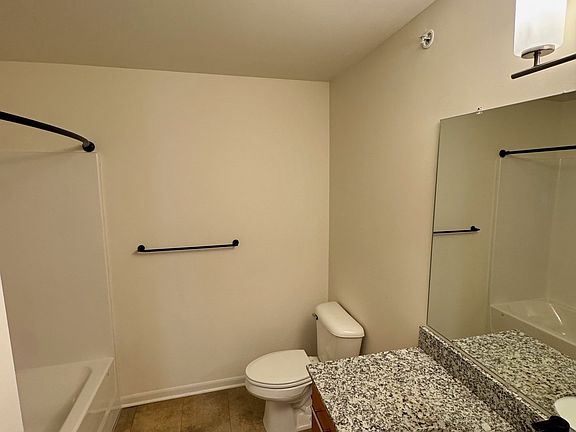 3rd image of 7639 Sylvan Towne Dr #228