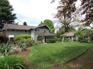 227 N Berkeley Way, Medford, OR
