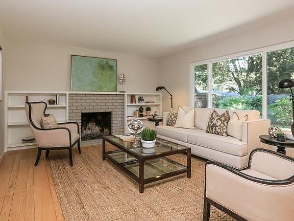 2nd image of 412 Shirley Way