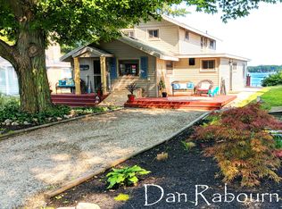 2212 Catalpa Dr, Orleans, MI 48865