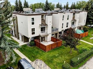 13104 Elbow Dr SW #206NE, Calgary, AB T2W2P2