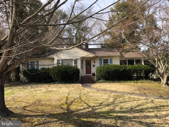 28 Leroy Ave, Berlin, NJ 08009