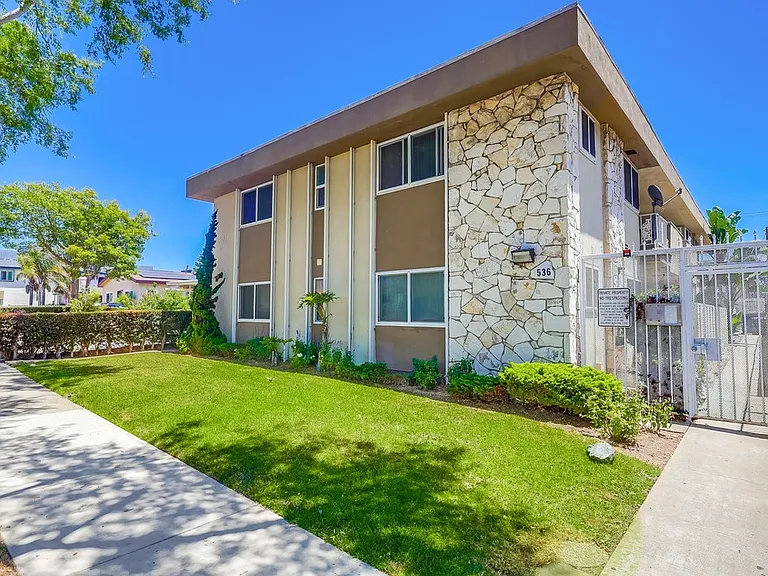 536 S Flower St — Photo 4
