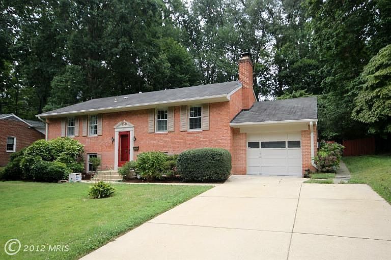 1st image of 8907 Braeburn Dr