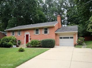 8907 Braeburn Dr, Annandale, VA 22003
