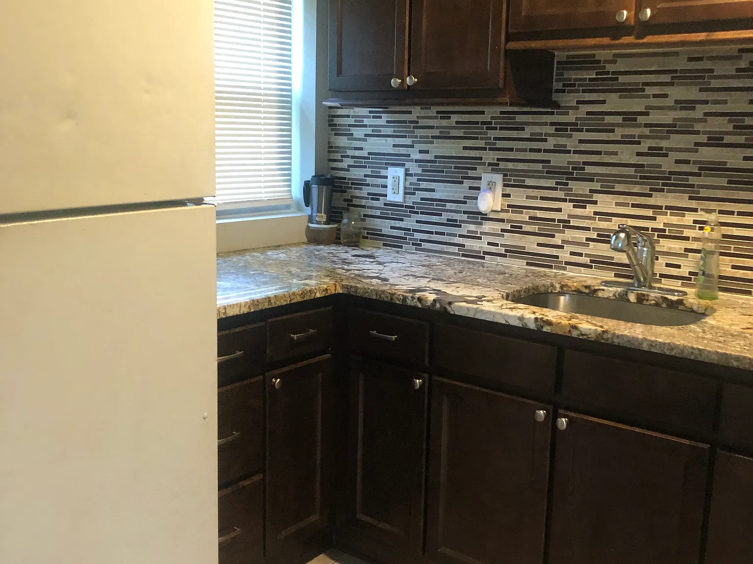 2 bed, $1,850 — Photo 2