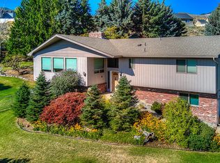 1012 Goodlander Dr, Selah, WA 98942