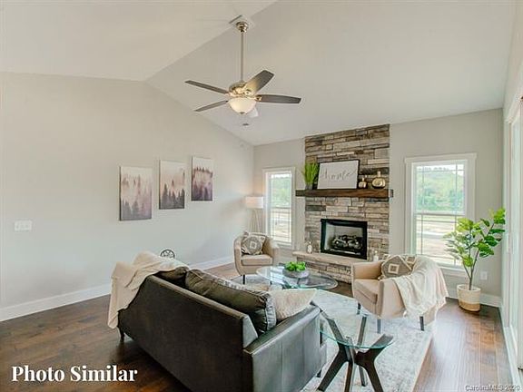 4th image of 136 Leyland Cir #9