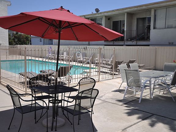 3rd image of 5502 Corteen Pl APT 103