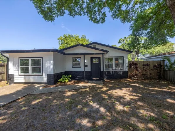 1121 49th Ave N, Saint Petersburg, FL 33703