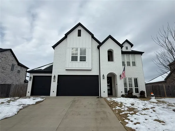1424 Cannon Ln, Cave Springs, AR 72718