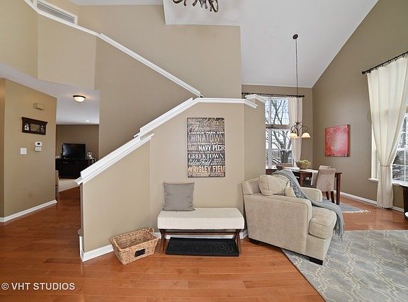 3rd image of 1312 Blackhawk Ln